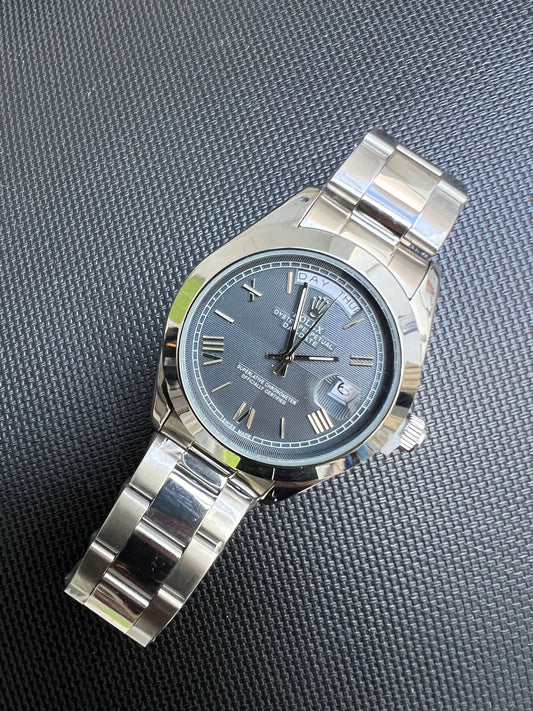 Rolex Day-Date - Fond Bleu Romanian Numbers