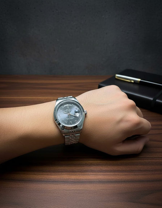 MONTRE Day-Date 40 Arabic Numerals Blue Dial