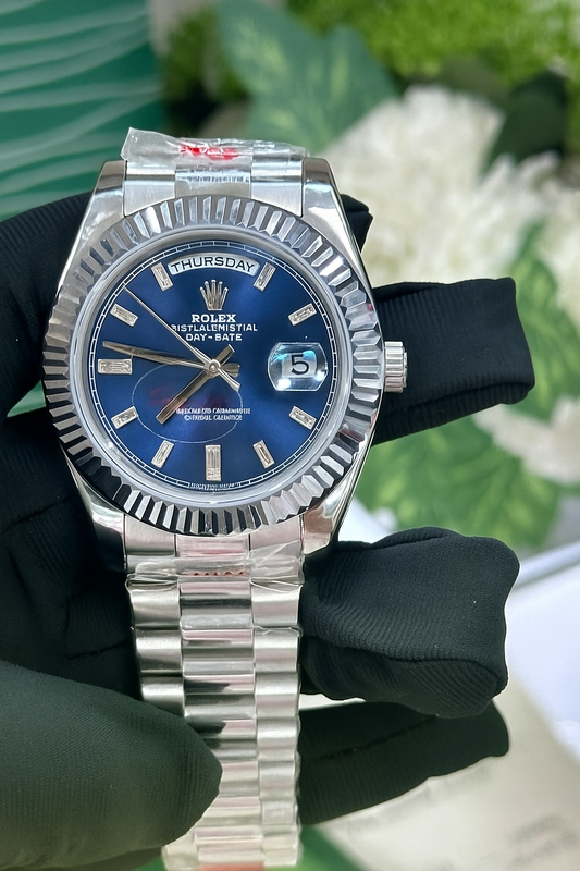 MONTRE DAY-DATE BLUE DIAL
