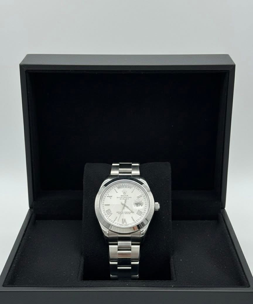 MONTRE DAY-DATE WHITE DIAL