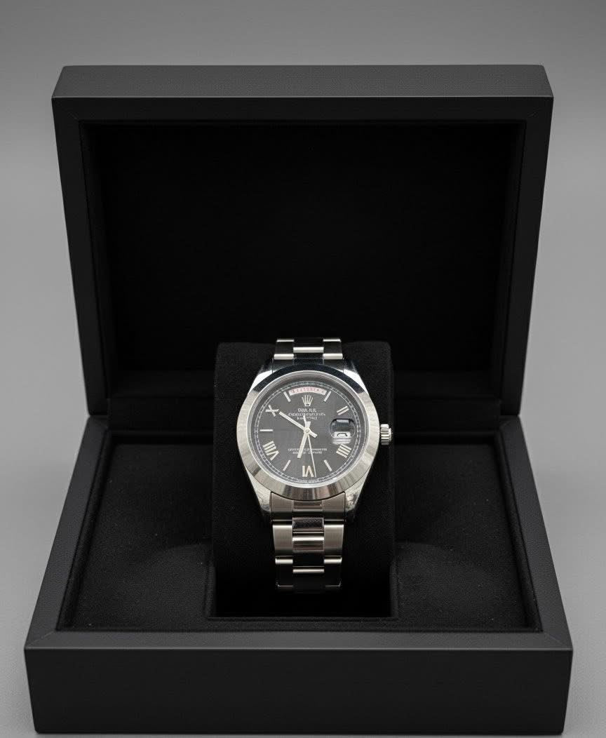 MONTRE DAY-DATE BLACK DIAL