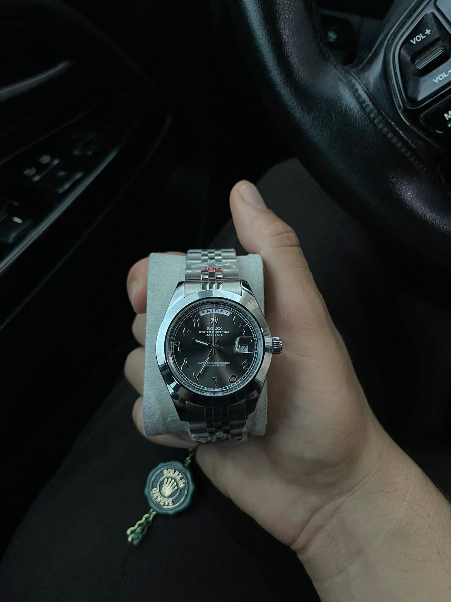 MONTRE Day-Date 40 Arabic Numerals Black Dial