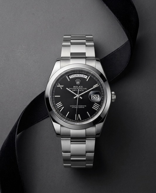 Rolex Day-Date - Fond Noir Romanian Numbers ￼