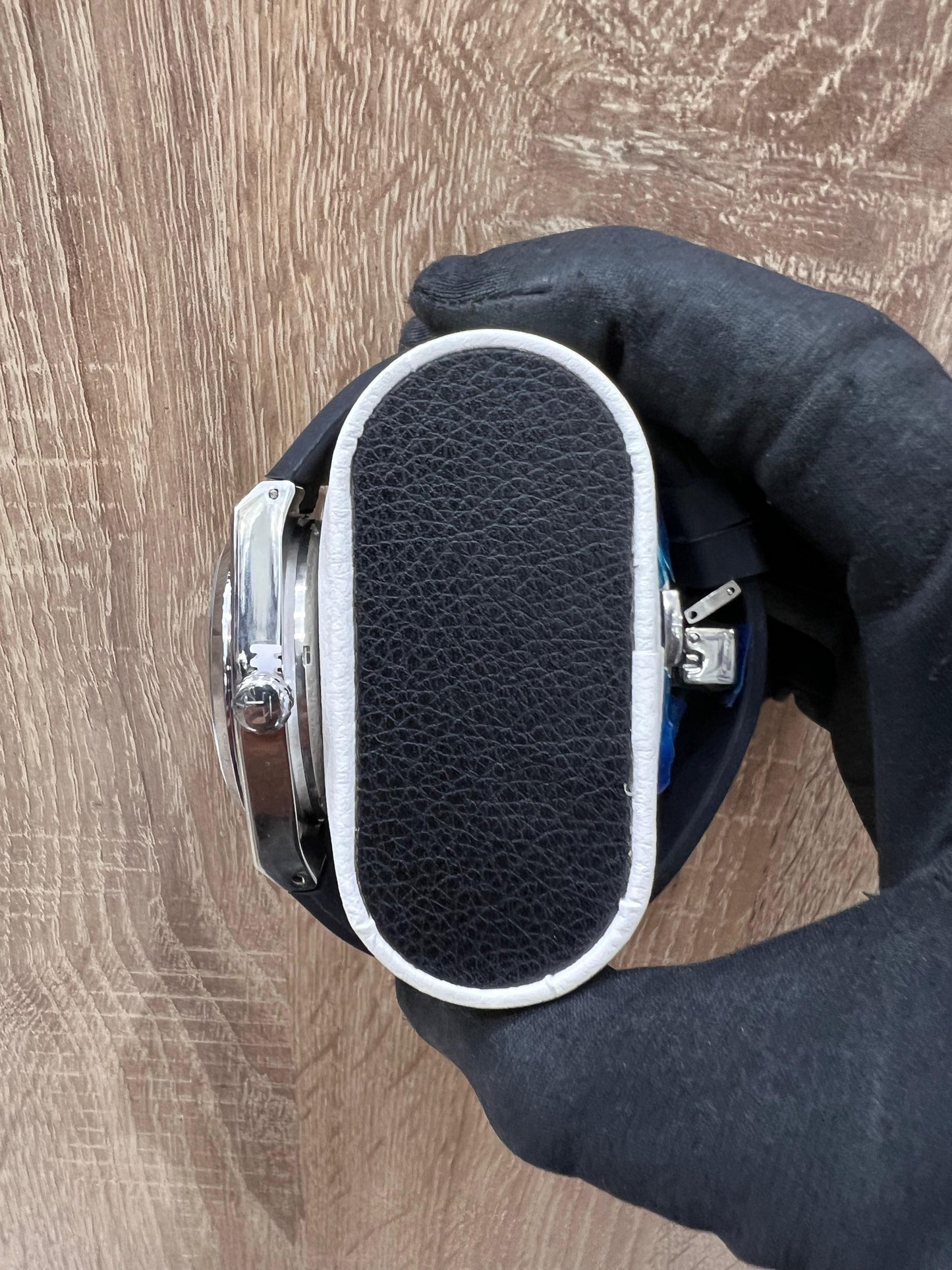 MONTRE PRX – CADRAN NOIR & BRACELET CAOUTCHOUC