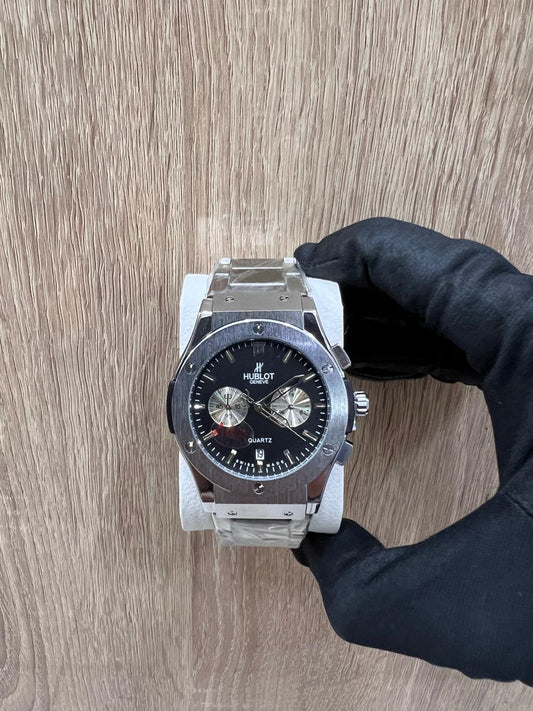 HUBLOT CLASSIC FUSION CHRONOGRAPH 40 MM – NOIR & BLANC