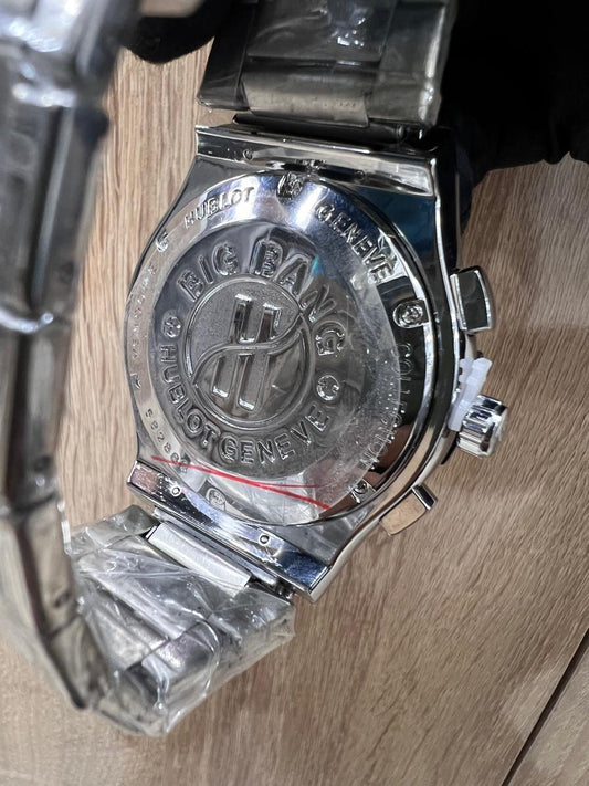 Montre CLASSIC FUSION CHRONOGRAPH 40 MM – NOIR & BLANC