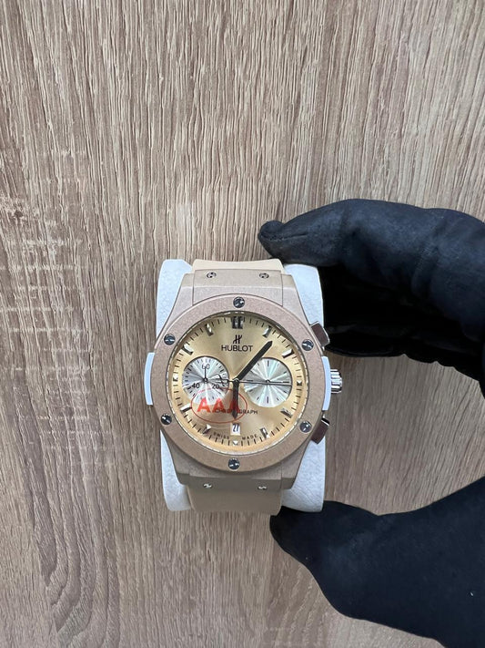 HUBLOT CLASSIC FUSION CHRONOGRAPH 40 MM – FULL BEIGE